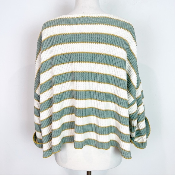 BY TOGETHER COLLECTION GREEN WHITE STRIPE RIBBED 1/2 SLEEVE CROP SWEATER LARGE - Picture 3 of 5